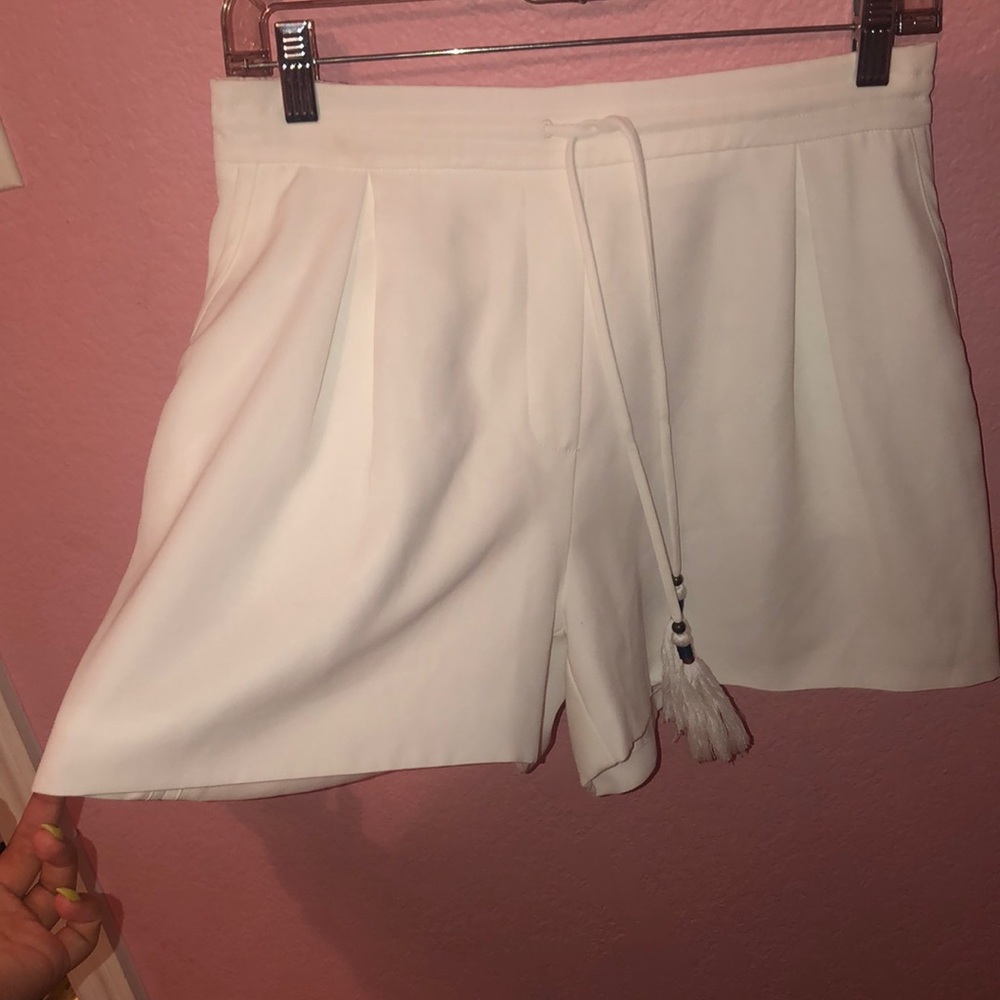 A loves A high waist White Shorts